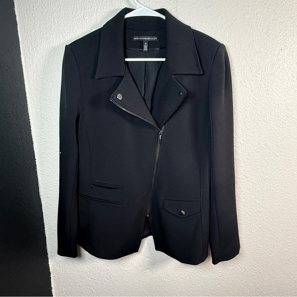 White House Black Market Women's Black Blazer